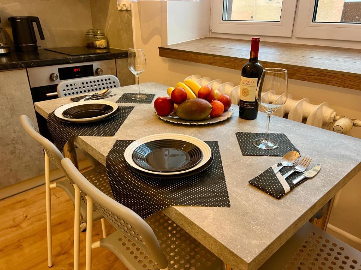 Apartamenty Koktajlove Kielce Extérieur photo